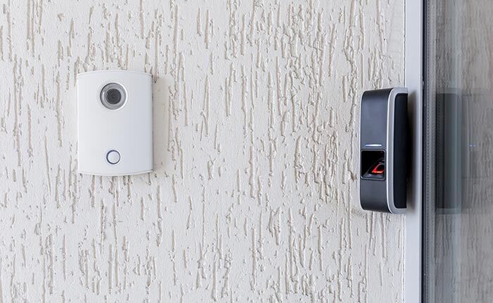 Porte d’accès à la résidence sécurisée Porte d’accès à la résidence sécurisée